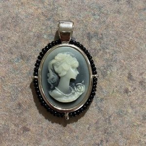 Cameo necklace pendant